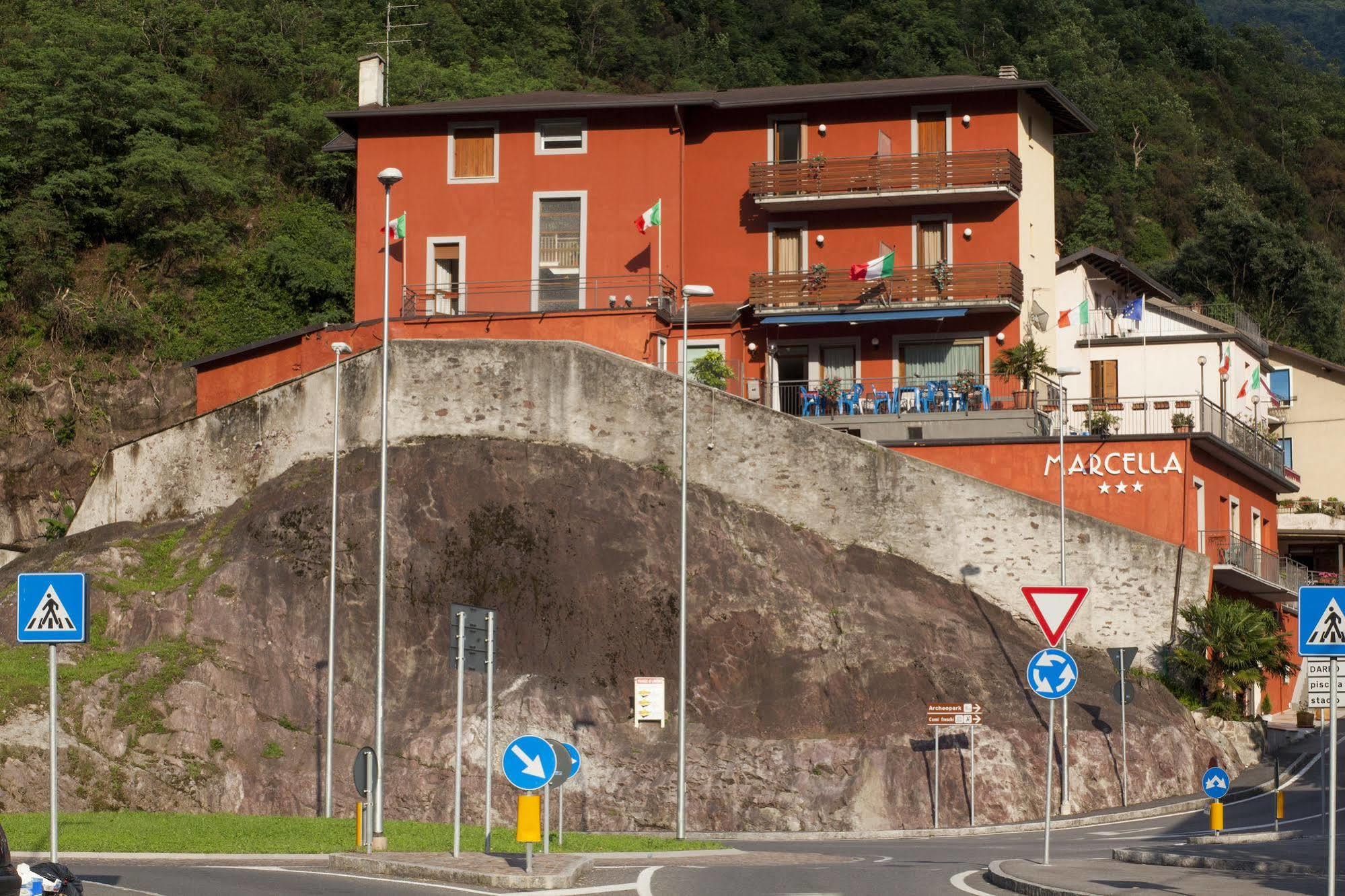 Boario Terme Albergo Marcella المظهر الخارجي الصورة